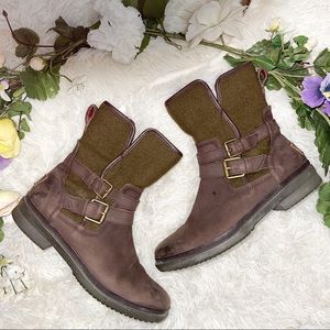 UGG Lorna Waterproof Leather Boots